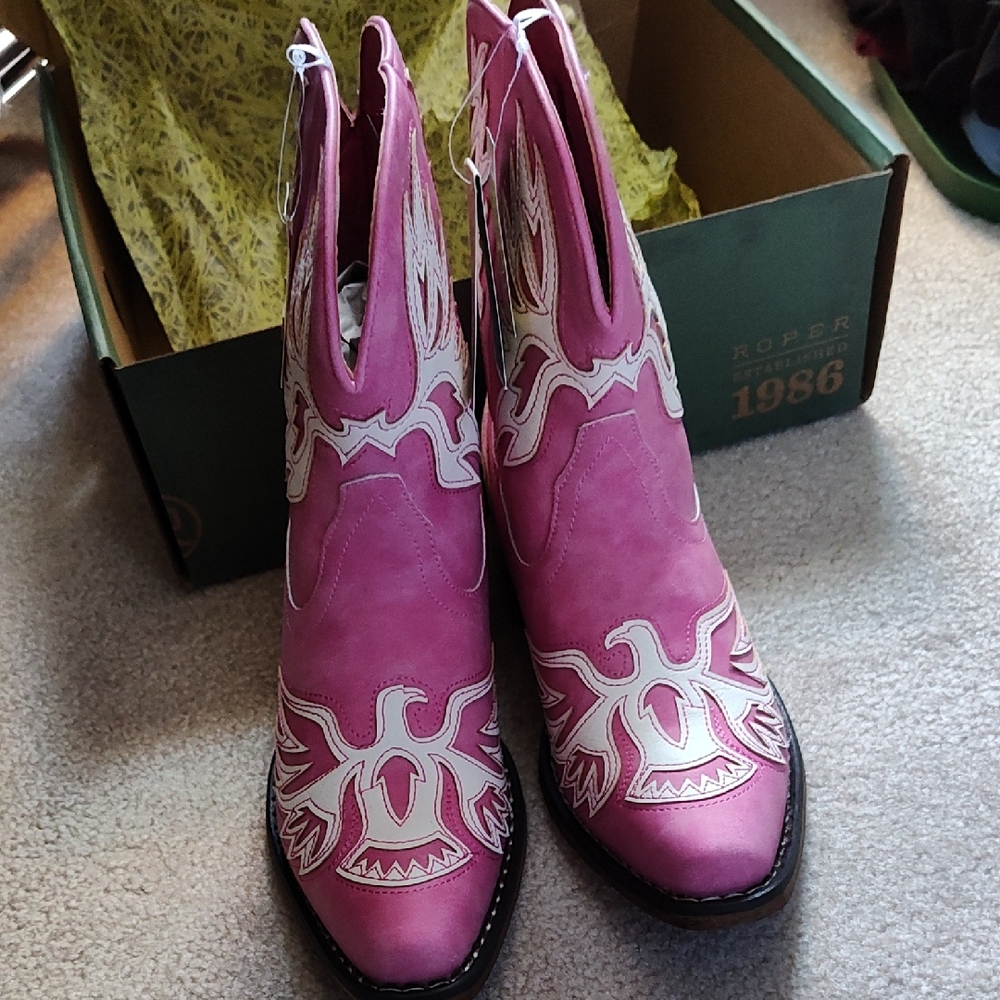 Roper Pink Western Embroidered Cutout Ankle Boots